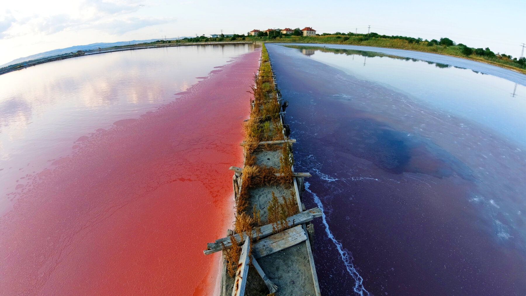 Salinele de la Burgas — bazinele cu luga